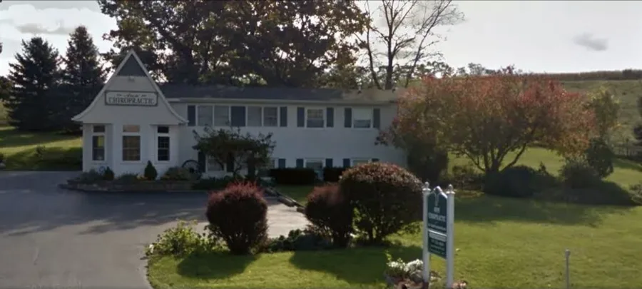Avon Chiropractic office on East River Road
